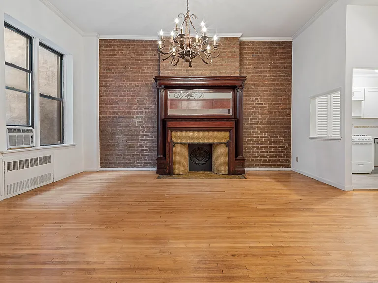 24 W 68th St #2 — Photo 3