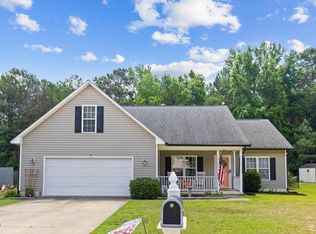 4210 Achilles Dr, Hope Mills, NC 28348