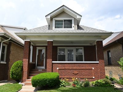 6022 W Byron St, Chicago, IL, 60634