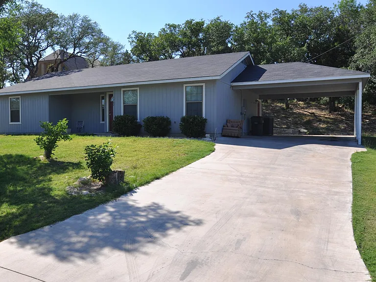 1702 Anaconda Trl — Photo 11