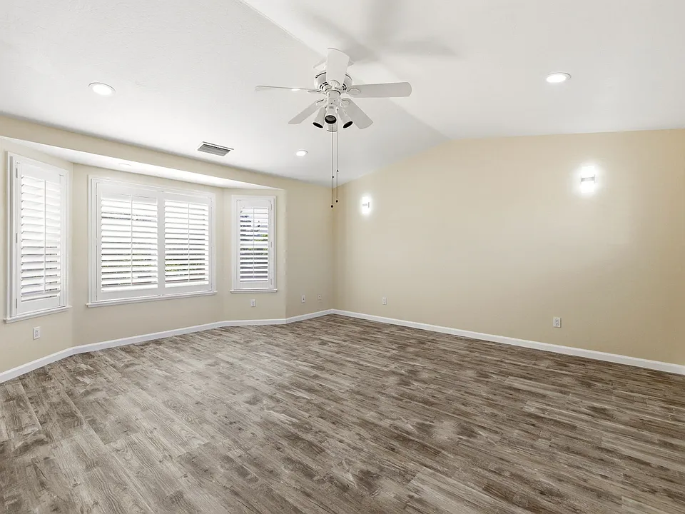 7778 Alto Way