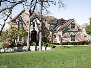 7175 Fairway Dr, Crystal Lake, IL 60014