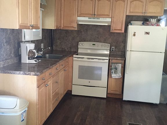 4th image of 309 Fanning Blvd Trlr 3