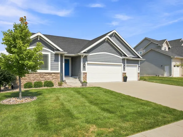 606 NW Reinhart Dr, Ankeny, IA 50023