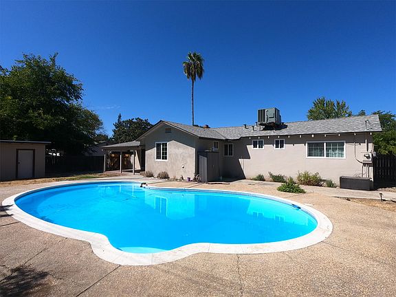 2nd image of 4444 Frizell Ave