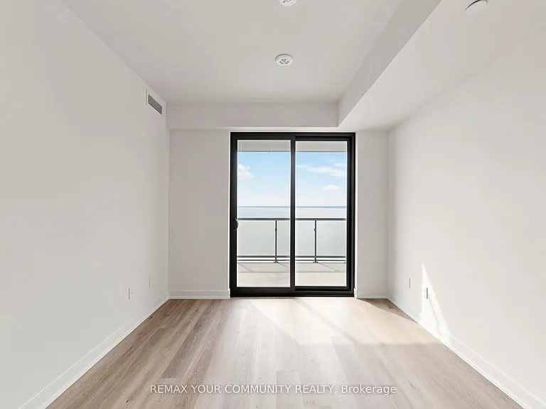 2075 Lakeshore Rd #1607 — Photo 6