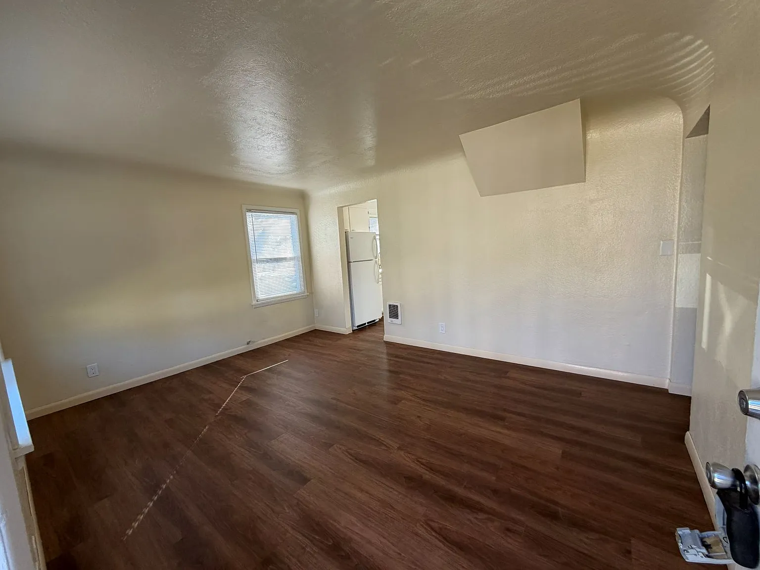 2 bed, 1085 sqft, $1,500 — Photo 3