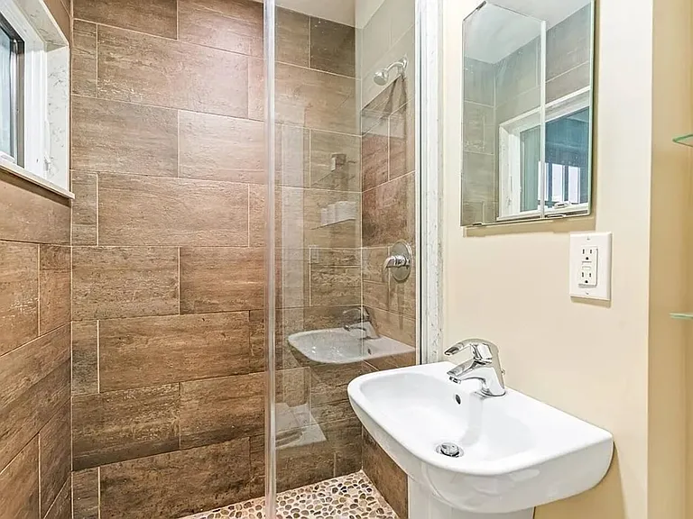 65 Arlington St #1 — Photo 20