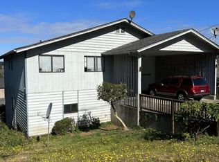 2082 Monroe St, North Bend, OR 97459