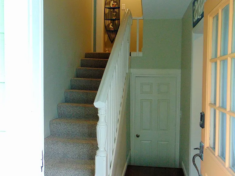 1914 52nd St #2 — Photo 2