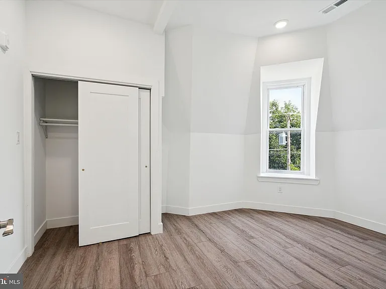 5164 Ridge Ave #3 — Photo 9