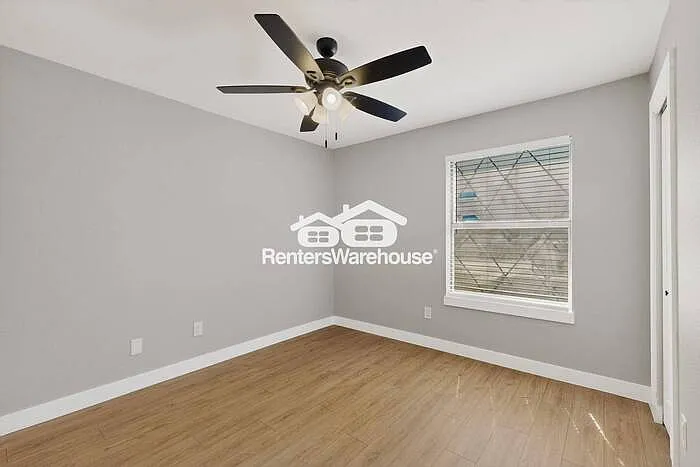 2605 Royal Oaks Dr — Photo 26