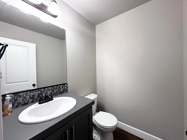 4337 N Hunt St — Photo 10
