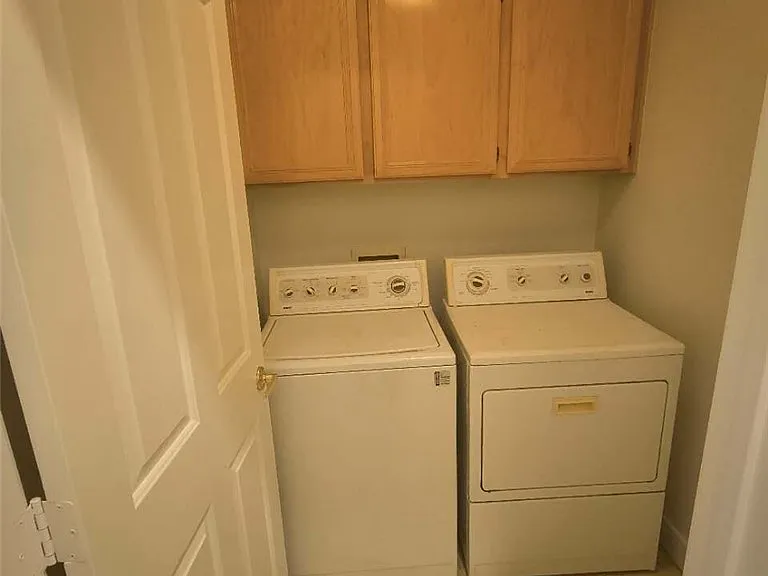 9725 Pima Point Ave — Photo 22