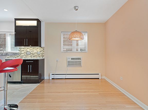 4th image of 3123 N Nordica Ave