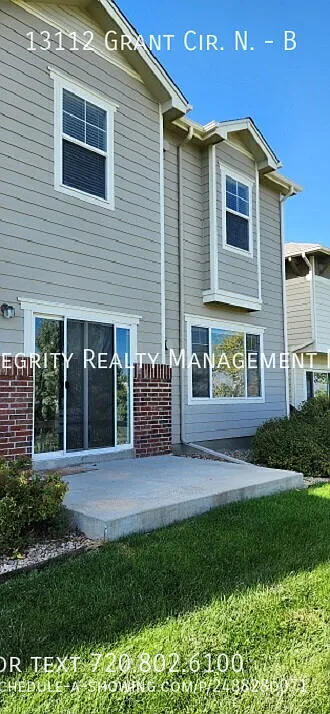 Thorncreek Village condo 2 bedroom 2/5 bath for $2550.00 plus addition fees — Photo 2