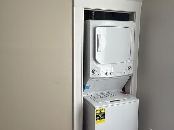 3rd image of 1515 Silver St #1