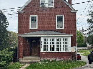 4647 W Run Rd, Pittsburgh, PA 15207