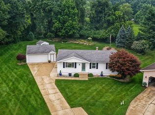 173 Clayton Ct NE, Rockford, MI 49341