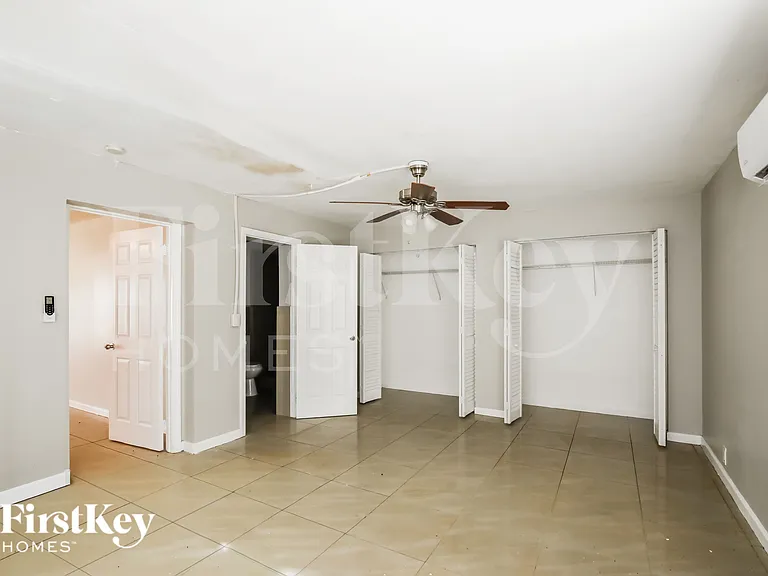 6611 Simms St — Photo 11