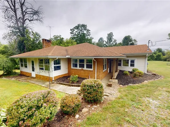 4873 S Ridge Rd, Perry, OH 44081