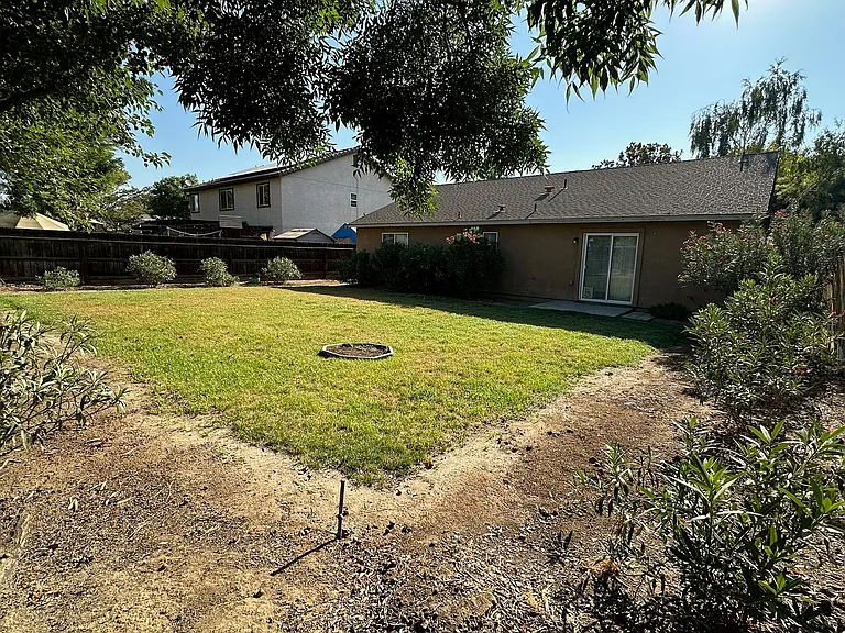 4117 S Crenshaw St — Photo 17