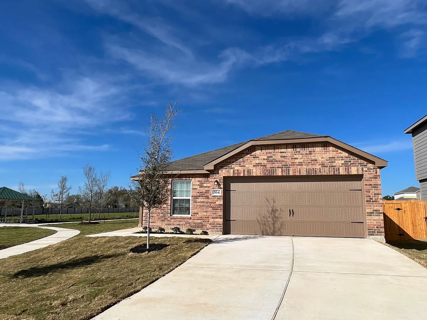 Park House, End Street, 4 bedroom and 2 bathroom home for rent in Jarrell , TX — Photo 2