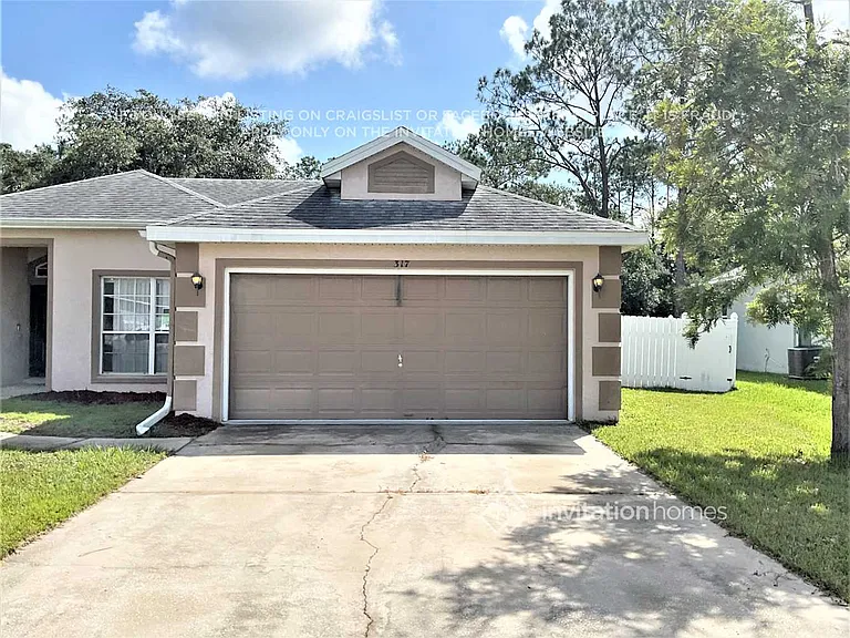 317 Clermont Dr — Photo 2