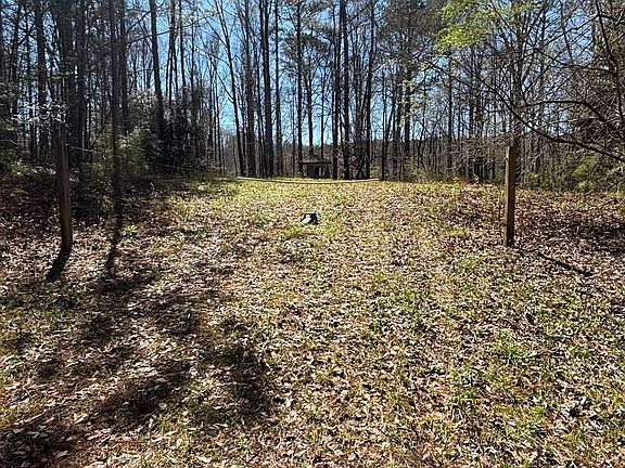 2nd image of 197 Cowan Rd SE