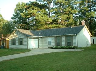 6937 Hickory Log Rd, Austell, GA 30168