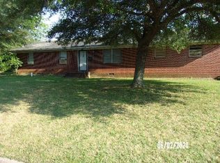 1702 Gene Dr, Mount Pleasant, TX 75455