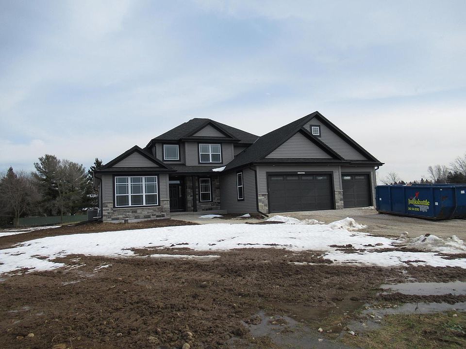 1st image of W237N9464 Pebble Brook WAY