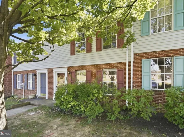 107 Little River Dr, Winchester, VA 22602