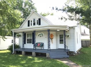 202 E Washington Ave, Arenzville, IL 62611