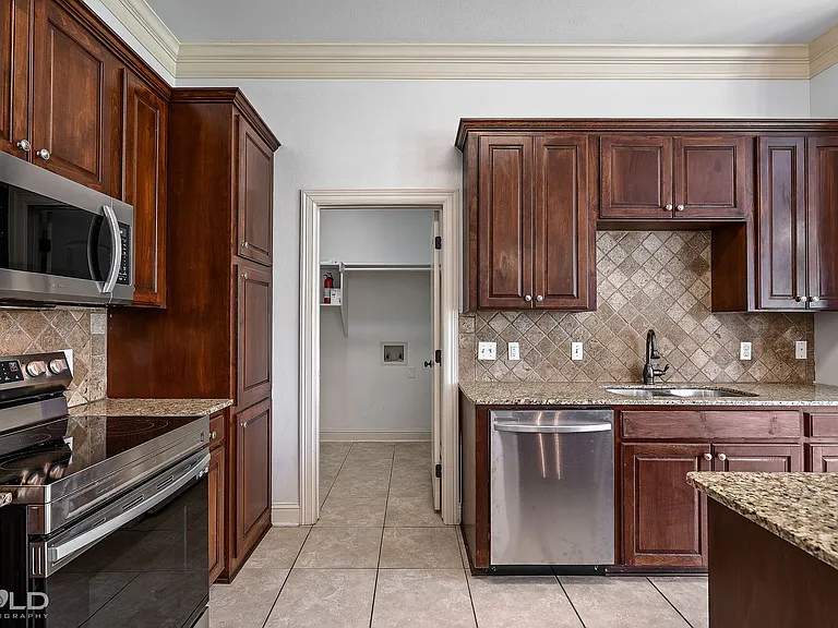 6484 Soda Point Dr — Photo 26
