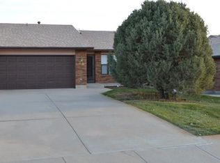 3 Windbridge Ln, Pueblo, CO 81001