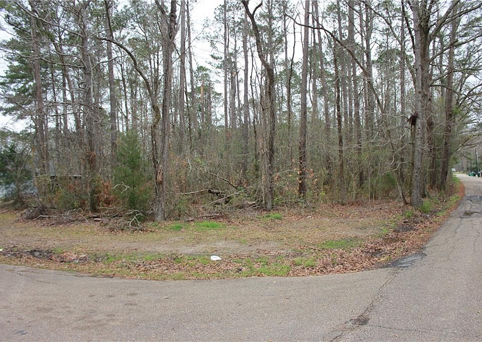 1st image of 41144 Bush Ln