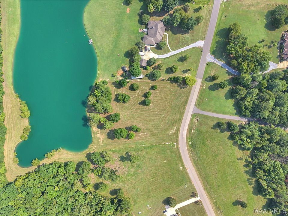 1st image of 1 Leahmon Ln