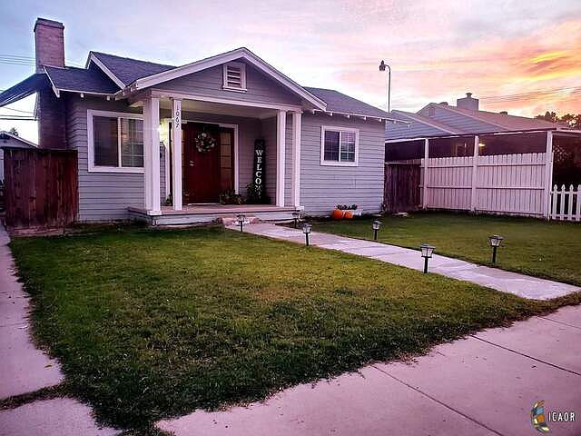 2nd image of 1067 W Hamilton Ave