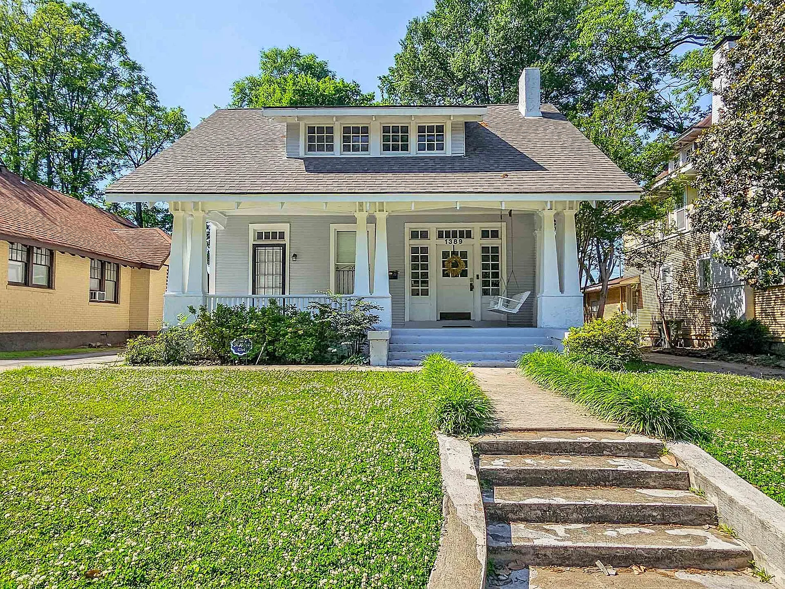 4 bed, 4.0 bath, 3538 sqft, $3,100 — Photo 2