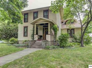 204 Pekin St, Lincoln, IL 62656