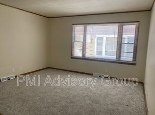 2021 SW Mission Ave #11, Topeka, KS 66604