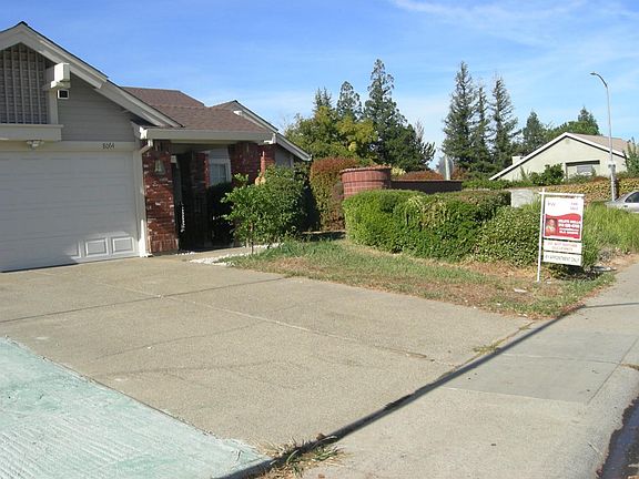 4th image of 8064 Caymus Dr