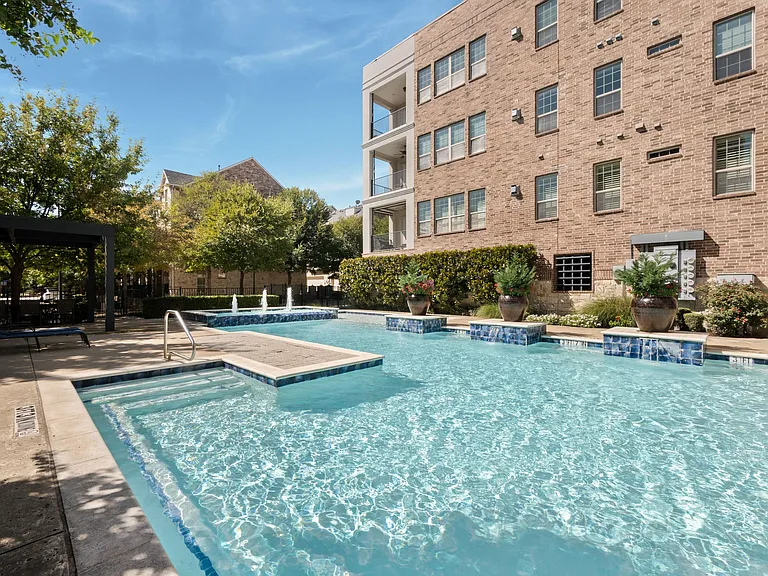 5001 Meridian Ln #2103 — Photo 26
