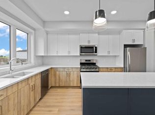 343 N Belvedere Dr SE, Calgary, AB T2A7M5