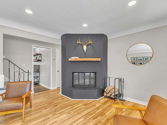 5th image of 5700 E 141st St