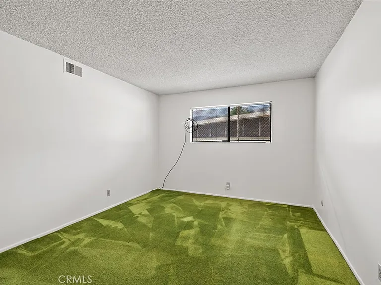 5 Carol Pine Ln — Photo 25
