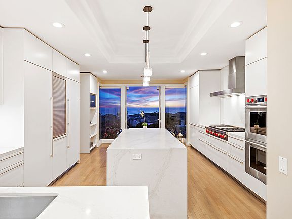3rd image of 4531 Camden Dr