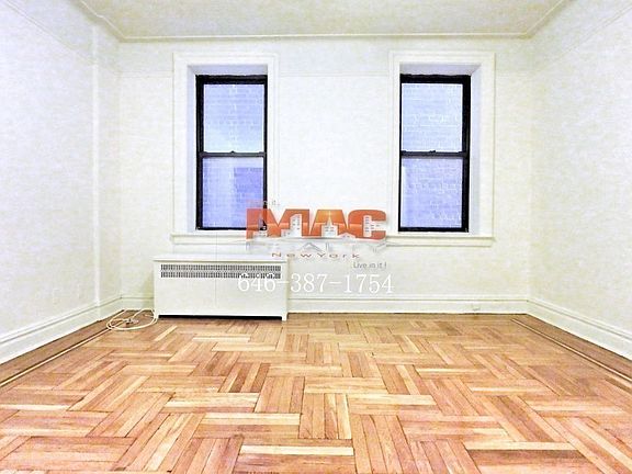 2nd image of 30-83 29th St #Ee3