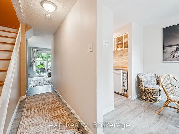 5th image of 383 Edinburgh Rd S #16
